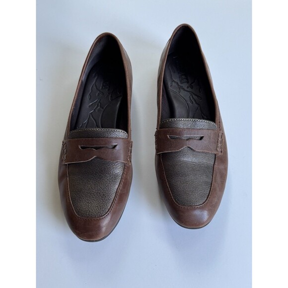 Born Flat Penny Loafer Womans 7.5M Brown Leather Comfort Slip On Office School - Picture 1 of 5